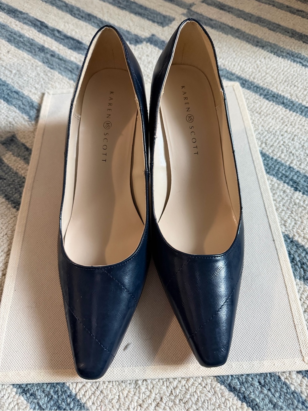 Karen Scott Heels